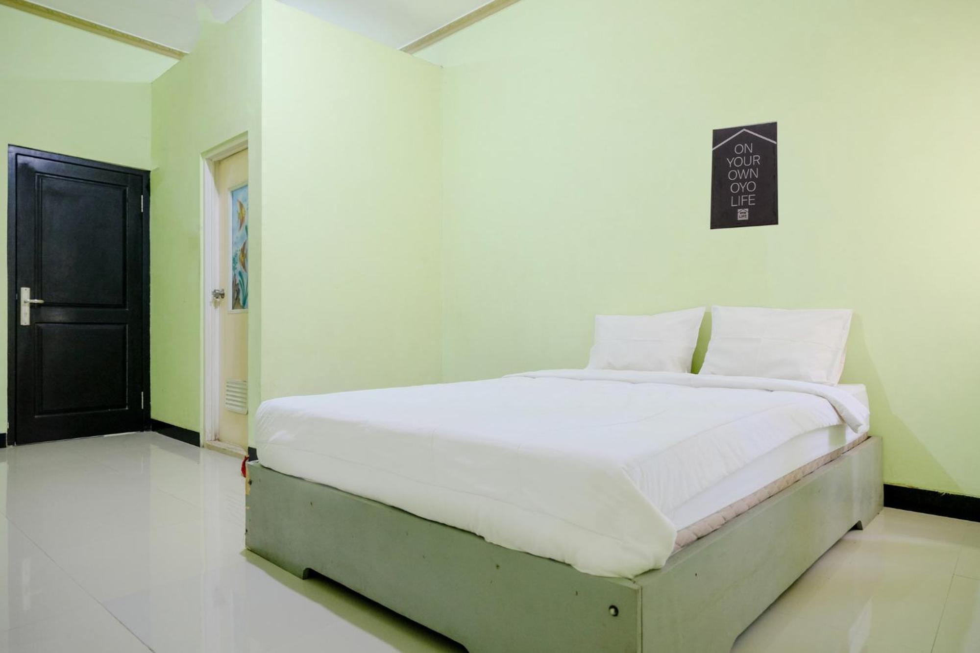 Oyo Life 2508 Alba Suites Homestay Syariah Тулунгагун Екстериор снимка