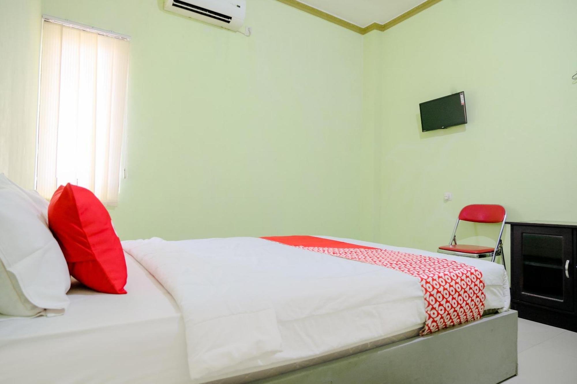 Oyo Life 2508 Alba Suites Homestay Syariah Тулунгагун Екстериор снимка